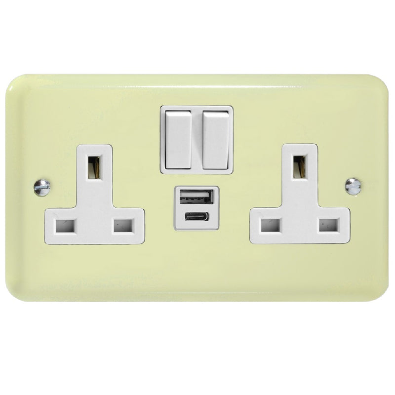 Varilight XY5UACW.WC | White Chocolate Lily Switched USB Socket | XY5UACWWC
